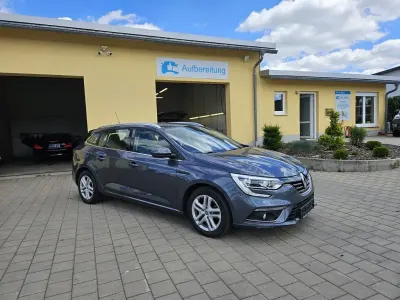 Gebraucht Renault Mégane Business 116 PS (85 kW) 2020 Grau Limousine