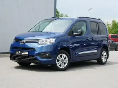 Gebraucht Toyota Proace Verso City 102 PS (75 kW) 2023 Blau Kombi
