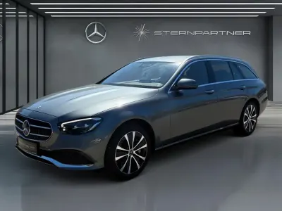 Gebraucht Mercedes E400 330 PS (242 kW) 2023 Grau Limousine