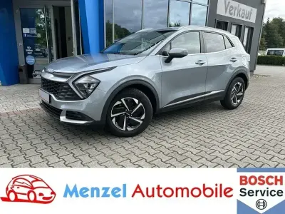 Gebraucht Kia Sportage Vision 150 PS (110 kW) 2023 (css) lunar silver m SUV