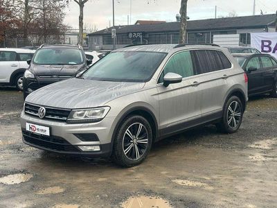 Silber Gebraucht 2016 VW Tiguan Comfortline SUV | 19.500 € (Teuer)