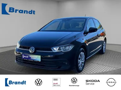 Usata VW Polo Life 95 CV (69 kW) 2023 Nero Utilitaria