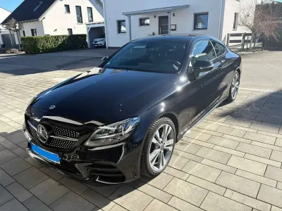 Gebraucht Mercedes C200 AMG line 185 PS (136 kW) 2020 Schwarz Coupé