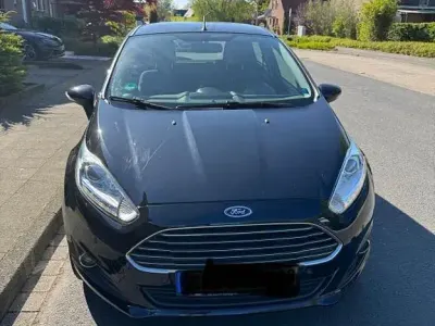 Usado Ford Fiesta Trend 80 HP (58 kW) 2016 Preto Citadino
