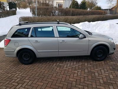 Grau Gebraucht 2007 Opel Astra Kombi | 3.499 € (Teuer)