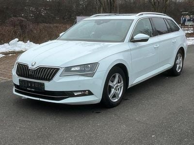 Gebraucht Skoda Superb 150 PS (110 kW) 2017 Weiß Kombi
