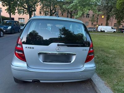 Mercedes A180