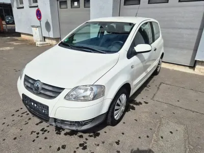 Używany VW Fox Style 54 KM (39 kW) 2010 Biały Hatchback