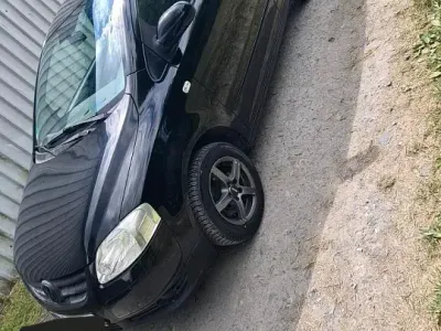 Gebraucht VW Fox Refresh 54 PS (39 kW) 2009 Schwarz Kleinwagen