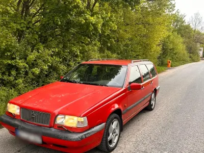 Second-hand Volvo 850 144 CP (105 kW) 1996 Roșu Break