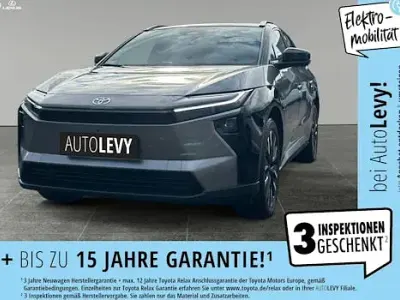 Begagnad Toyota bZ4X Lounge 252 kW (343 HK) 2026 Grå SUV