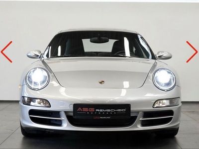 Porsche 911 Carrera