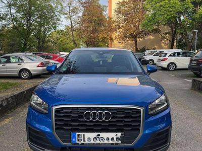 Usata Audi Q2 116 CV (85 kW) 2018 Blu SUV