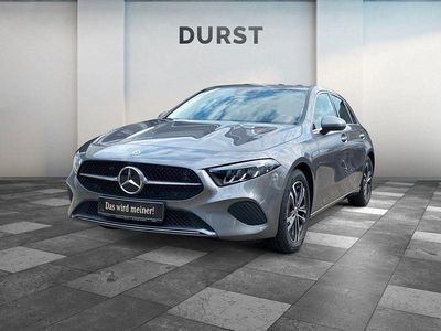Grau Gebraucht 2024 Mercedes A180 Limousine | 28.999 € (Fairer Preis)