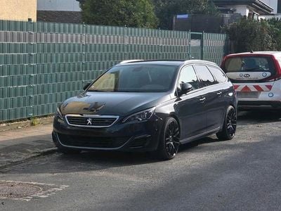 Gebraucht Peugeot 308 GT 179 PS (131 kW) 2015 Grau Kombi