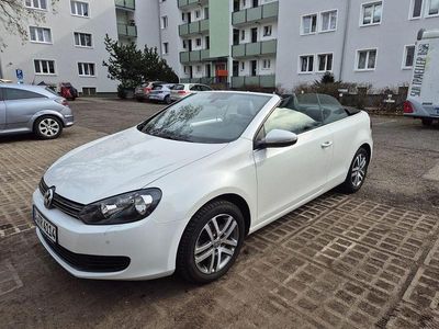 Gebraucht VW Golf Cabriolet 122 PS (89 kW) 2015 Weiß Cabrio