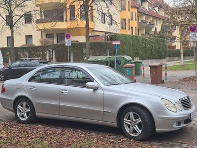 Mercedes E220