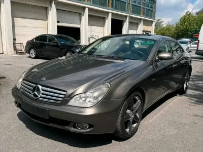 Gebraucht Mercedes CLS320 224 PS (164 kW) 2006 Andere farben Coupé