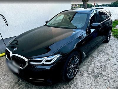 Gebraucht BMW 530e Luxury Line 292 PS (214 kW) 2021 Schwarz Kombi