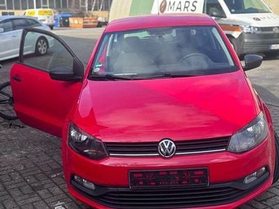 Gebraucht VW Polo Allstar 90 PS (66 kW) 2015 Rot Coupé