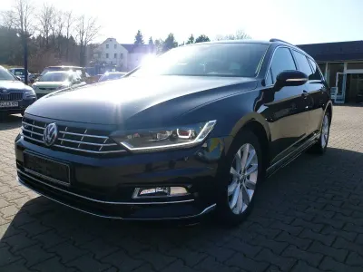 Gebraucht VW Passat R-line 150 PS (110 kW) 2019 Schwarz Kombi