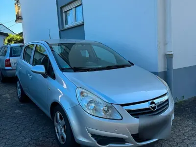 Gebraucht Opel Corsa 80 PS (58 kW) 2009 Grau Kleinwagen