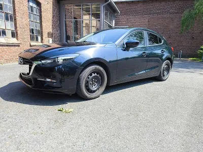 Gebraucht Mazda 3 Exclusive 120 PS (88 kW) 2018 Schwarz Limousine