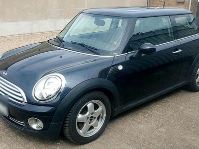 Schwarz Gebraucht 2009 Mini ONE Kleinwagen | 2.700 € (Fairer Preis)