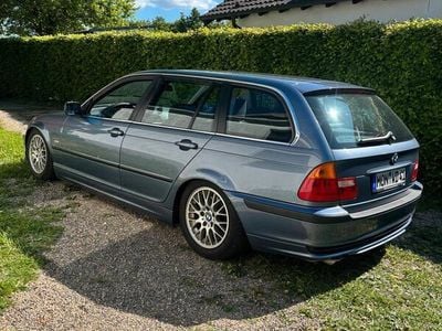 BMW 325