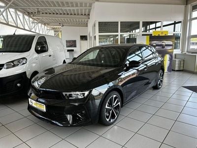 Gebraucht Opel Astra GS Line 136 PS (100 kW) 2024 Lackierung schwarz perla nera/ Limousine