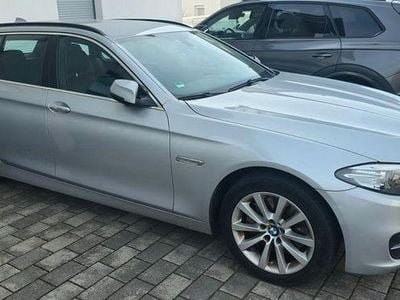 Gebraucht BMW 525 Luxury Line 218 PS (160 kW) 2024 Silber Kombi