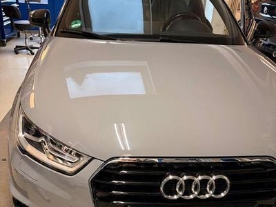 Grau Gebraucht 2018 Audi A1 Sportback Sport Kleinwagen | 22.400 € (Fairer Preis)