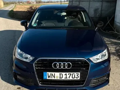 Gebraucht Audi A1 S-Line 95 PS (69 kW) 2017 Blau Kleinwagen