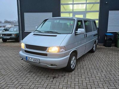Silber Gebraucht 2002 VW Caravelle Van / Kleinbus | 7.500 € (Teuer)