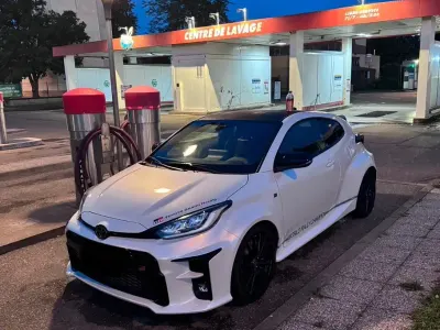 Gebraucht Toyota Yaris 261 PS (191 kW) 2022 Weiß Kleinwagen