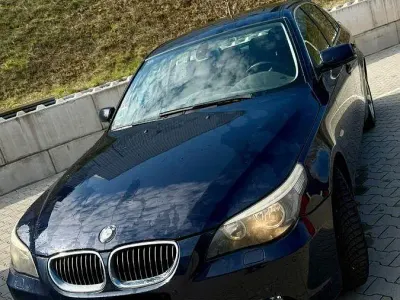 Gebraucht BMW 530 258 PS (189 kW) 2005 Blau Limousine
