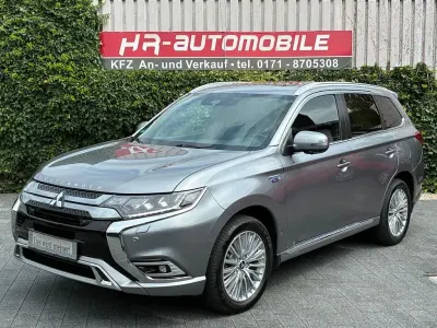 Gebraucht Mitsubishi Outlander P-HEV Top 135 PS (99 kW) 2019 Grau SUV