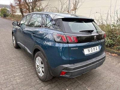 Gebraucht Peugeot 3008 Active 131 PS (96 kW) 2022 SUV