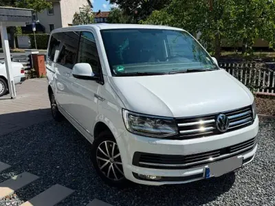 Gebraucht VW Multivan Highline 199 PS (146 kW) 2019 Weiß Van / Kleinbus