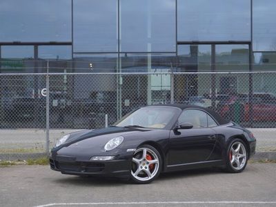 Porsche 911 Carrera S Cabriolet