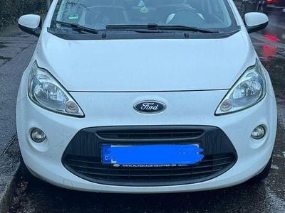 Gebraucht Ford Ka Ambiente 69 PS (50 kW) 2011 Weiß Kleinwagen