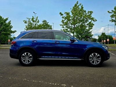 Mercedes GLC300
