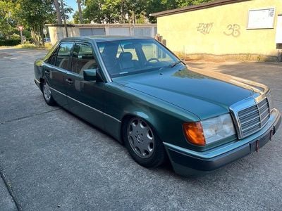 Gebraucht Mercedes E400 1992 Grün Limousine