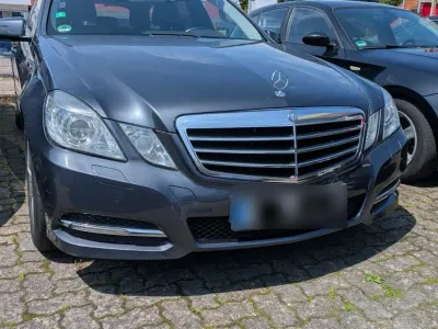 Gebraucht Mercedes E250 Avantgarde 204 PS (150 kW) 2010 Grau Kombi