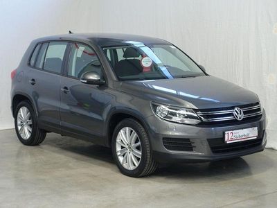 Gebraucht VW Tiguan Trendline 122 PS (89 kW) 2014 Grau SUV