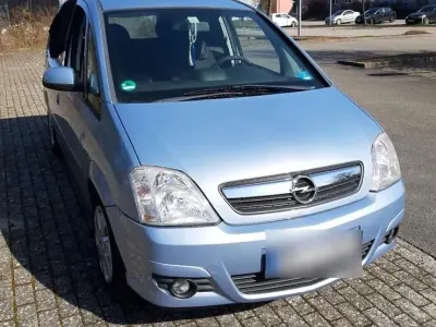Gebraucht Opel Meriva 106 PS (77 kW) 2008 Van / Kleinbus