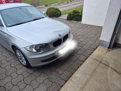 Używany BMW 116 122 KM (89 kW) 2008 Srebrny Hatchback