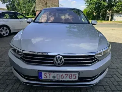 Gebraucht VW Passat Comfortline 150 PS (110 kW) 2015 Silber Limousine