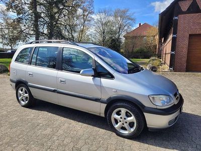 Gebraucht Opel Zafira Basis 101 PS (74 kW) 2003 Grau Van / Kleinbus