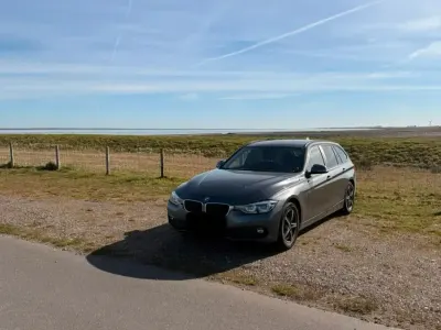 Gebraucht BMW 320 190 PS (139 kW) 2015 Grau Kombi